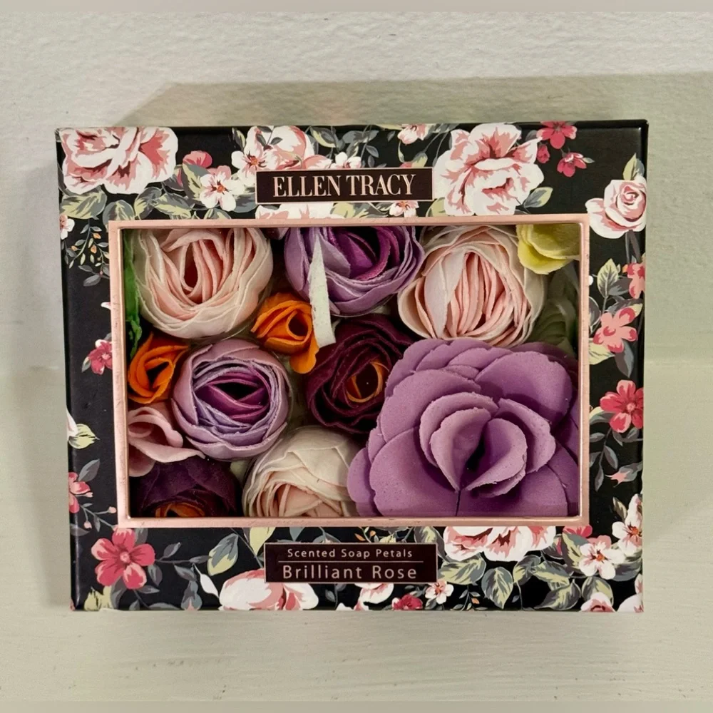 Ellen Tracy Scented Soap Petals Brilliant Rose New Gift Box 15 pcs.